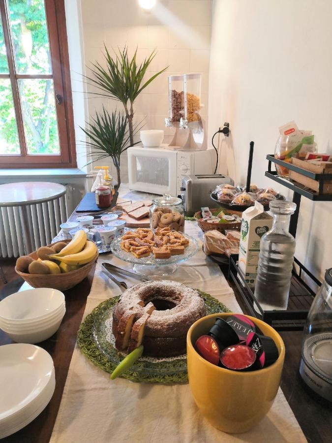 B&B Demetra Solignano Extérieur photo